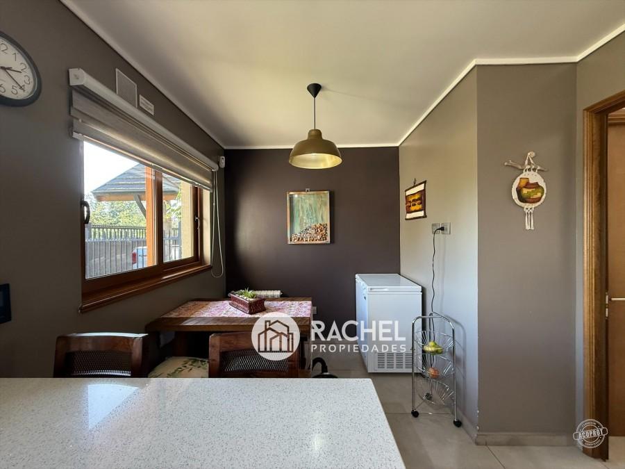 SE VENDE MARAVILLOSA CASA 4 DORMITORIOS-Sector Portal de la Frontera