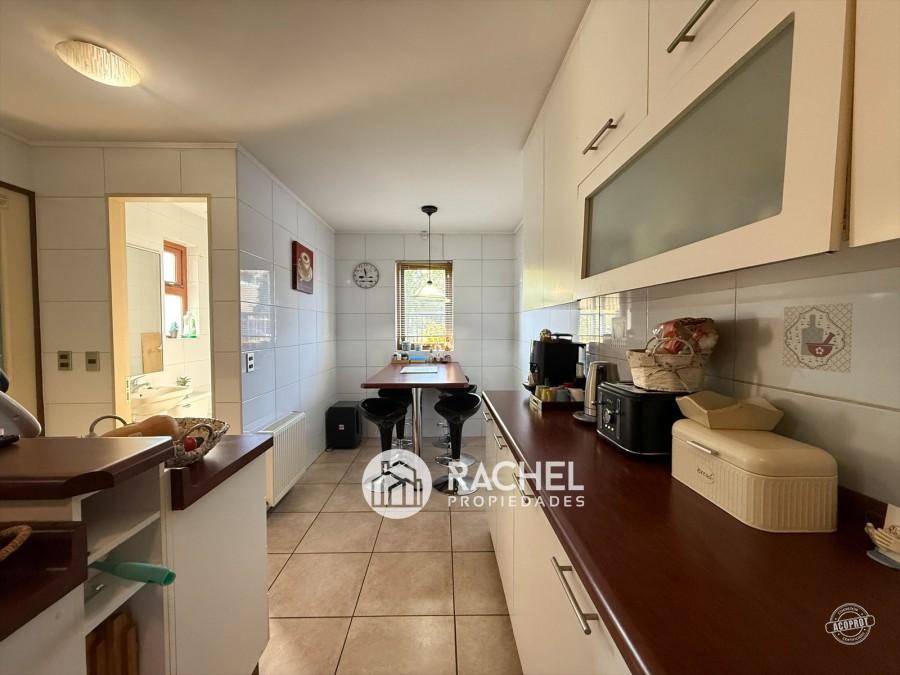 SE VENDE HERMOSA CASA EXCELENTE UBICACIÓN PARA USO HABITACIONAL O COMERCIAL- Portal de la Frontera