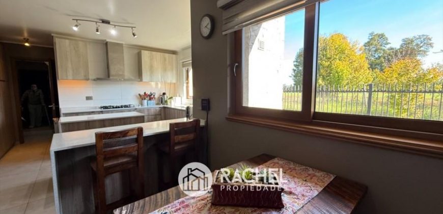 SE VENDE MARAVILLOSA CASA 4 DORMITORIOS-Sector Portal de la Frontera