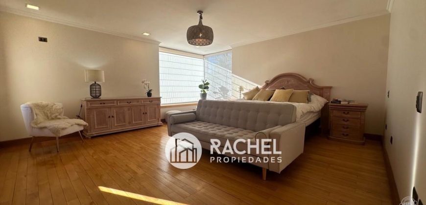 VENTA DE GRAN CASA EN CONDOMNIO PORTAL DE LA FRONTERA