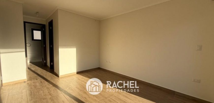 SE VENDE CASA SEMI NUEVA CON GRAN TERRENO- CONDOMINIO VISTA GOLF