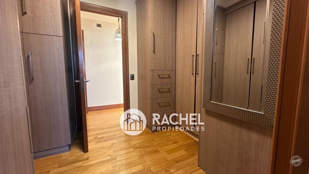 VENTA DE GRAN CASA EN CONDOMNIO PORTAL DE LA FRONTERA