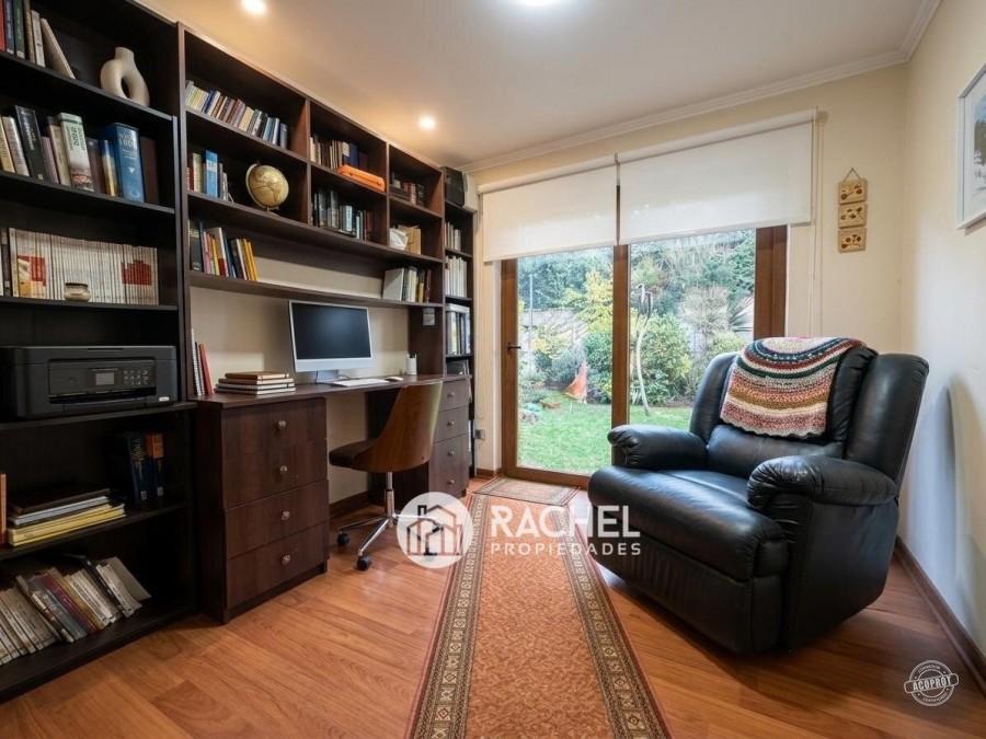 SE VENDE HERMOSA CASA EXCELENTE UBICACIÓN PARA USO HABITACIONAL O COMERCIAL- Portal de la Frontera