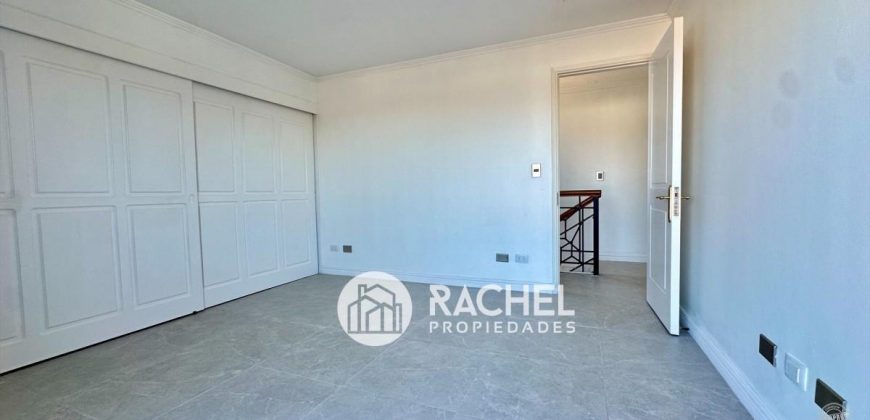 VENTA DE PRECIOSO DPTO DUPLEX REMODELADO EN CALLE HOCHSTETTER
