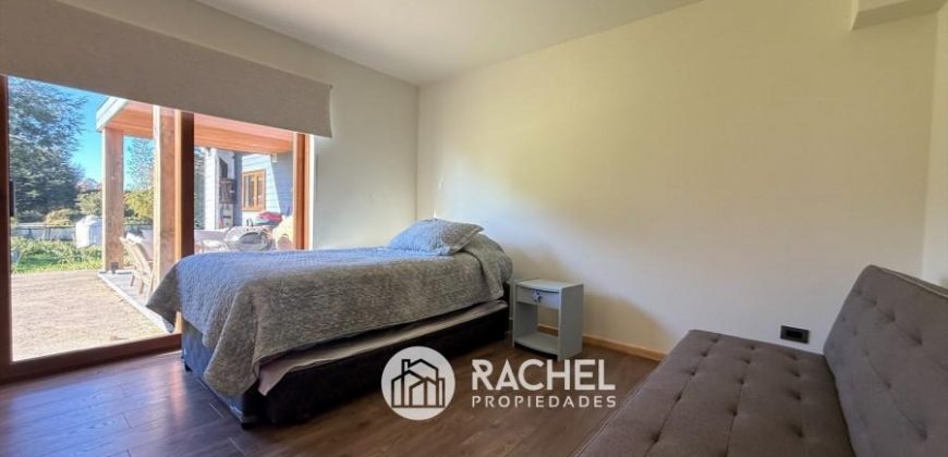 SE ARRIENDA HERMOSA CASA AMOBLADA AÑO CORRIDO – Condominio Country Pucón