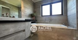 VENTA DE GRAN CASA EN CONDOMNIO PORTAL DE LA FRONTERA