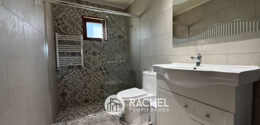 SE ARRIENDA HERMOSA CASA AMOBLADA AÑO CORRIDO – Condominio Country Pucón