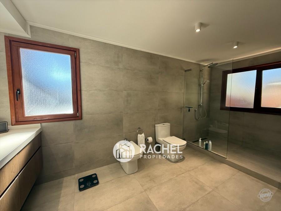SE VENDE HERMOSA CASA REMODELADA EN CONSOLIDADO CONDOMINIO-Sector Portal de la Frontera