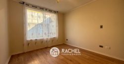 SE VENDE LINDA CASA CON EXCELENTE MANTENCIÓN- Sector Las Mariposas