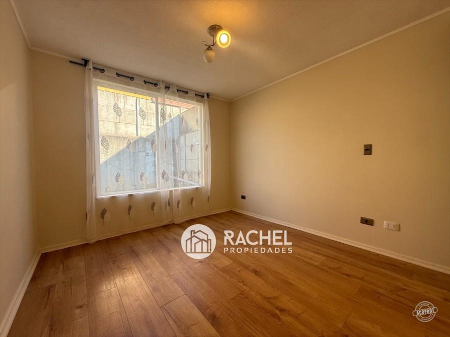 SE VENDE LINDA CASA CON EXCELENTE MANTENCIÓN- Sector Las Mariposas