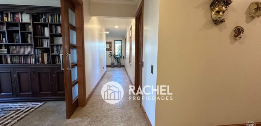 VENTA DE GRAN CASA EN CONDOMNIO PORTAL DE LA FRONTERA