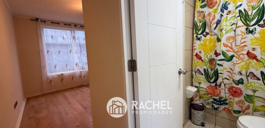 SE VENDE LINDA CASA CON EXCELENTE MANTENCIÓN- Sector Las Mariposas