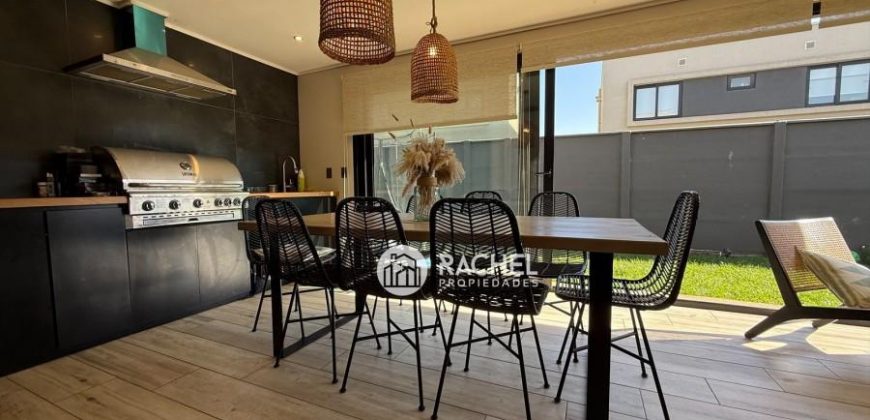 SE VENDE HERMOSA CASA AMPLIADA – Condominio Belo Horizonte