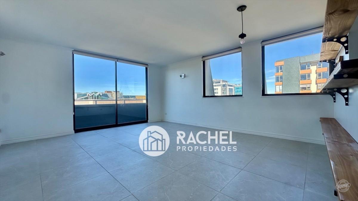 VENTA DE PRECIOSO DPTO DUPLEX REMODELADO EN CALLE HOCHSTETTER