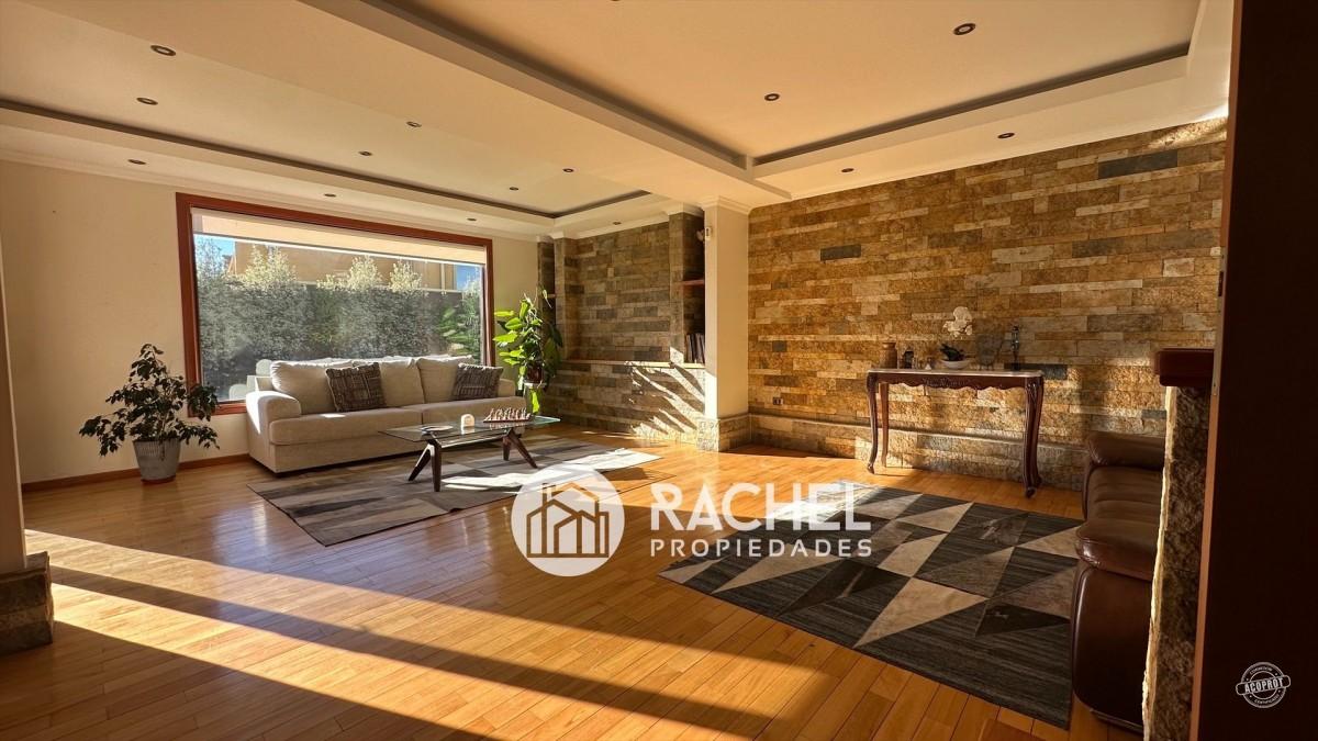 VENTA DE GRAN CASA EN CONDOMNIO PORTAL DE LA FRONTERA