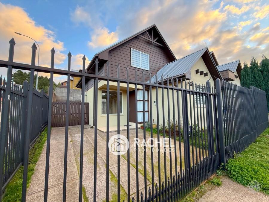 SE VENDE LINDA CASA CON EXCELENTE MANTENCIÓN- Sector Las Mariposas