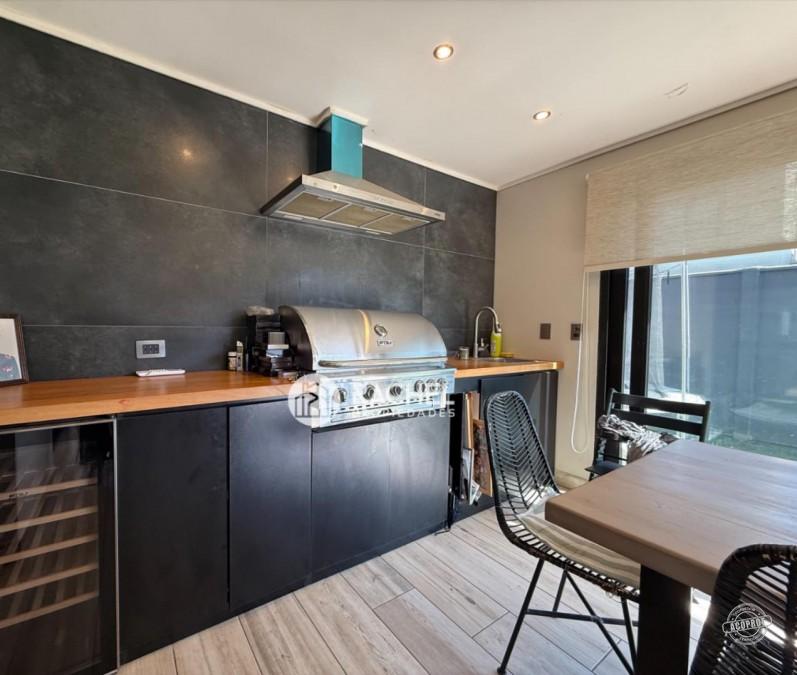 SE VENDE HERMOSA CASA AMPLIADA – Condominio Belo Horizonte