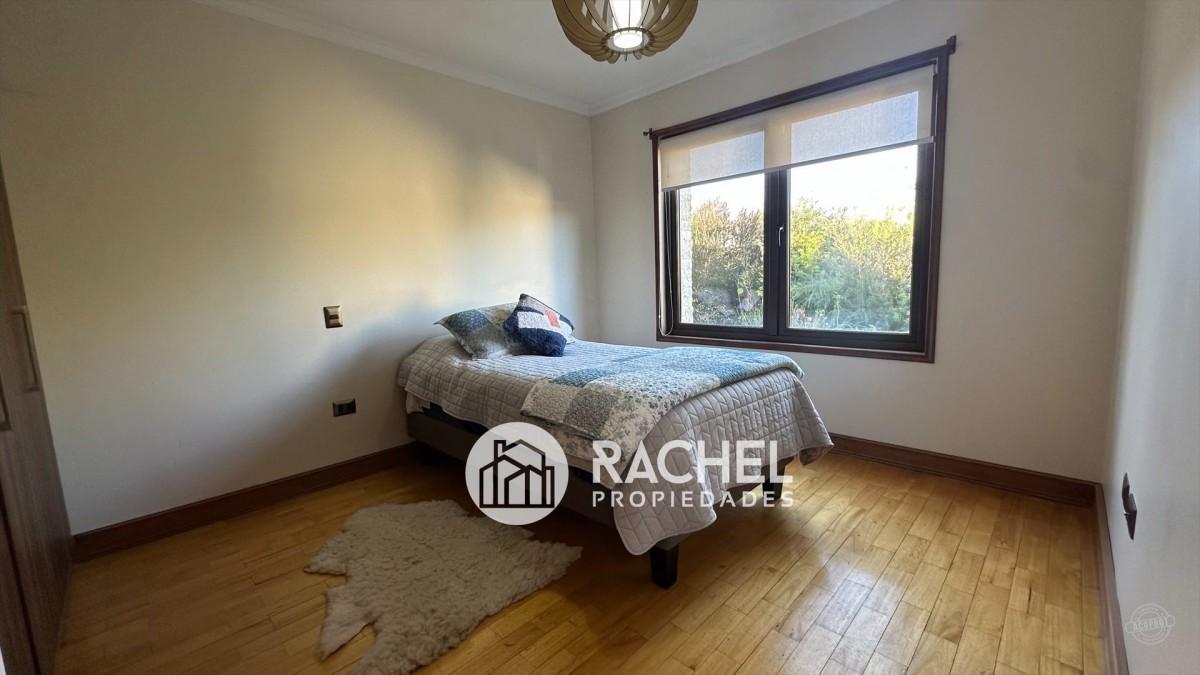 VENTA DE GRAN CASA EN CONDOMNIO PORTAL DE LA FRONTERA