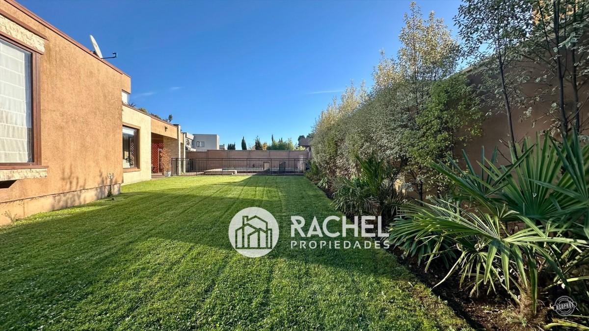 VENTA DE GRAN CASA EN CONDOMNIO PORTAL DE LA FRONTERA