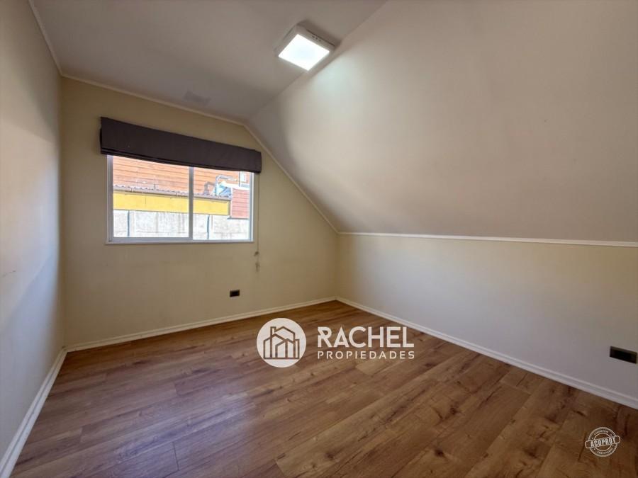 SE VENDE LINDA CASA CON EXCELENTE MANTENCIÓN- Sector Las Mariposas