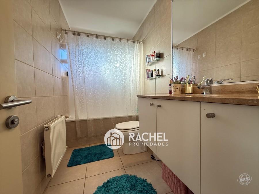 SE VENDE HERMOSA CASA EXCELENTE UBICACIÓN PARA USO HABITACIONAL O COMERCIAL- Portal de la Frontera