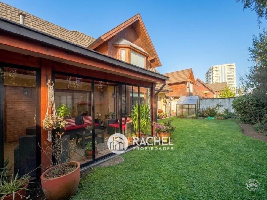 SE VENDE HERMOSA CASA EXCELENTE UBICACIÓN PARA USO HABITACIONAL O COMERCIAL- Portal de la Frontera