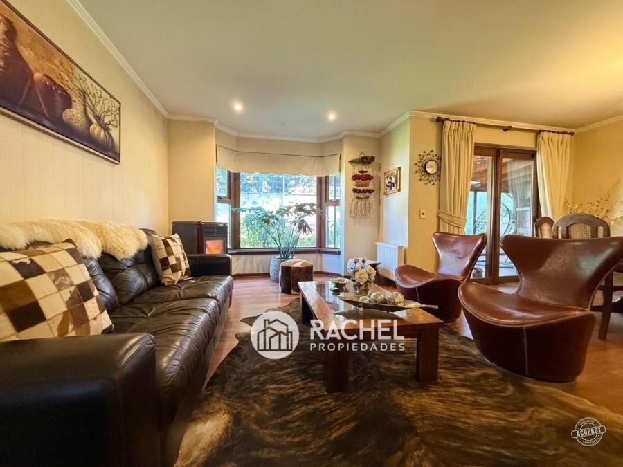 SE VENDE HERMOSA CASA EXCELENTE UBICACIÓN PARA USO HABITACIONAL O COMERCIAL- Portal de la Frontera