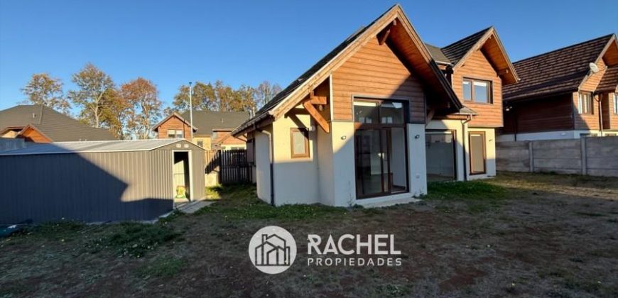 SE VENDE CASA SEMI NUEVA CON GRAN TERRENO- CONDOMINIO VISTA GOLF
