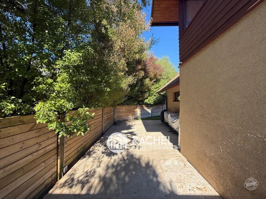 SE VENDE HERMOSA CASA REMODELADA EN CONSOLIDADO CONDOMINIO-Sector Portal de la Frontera