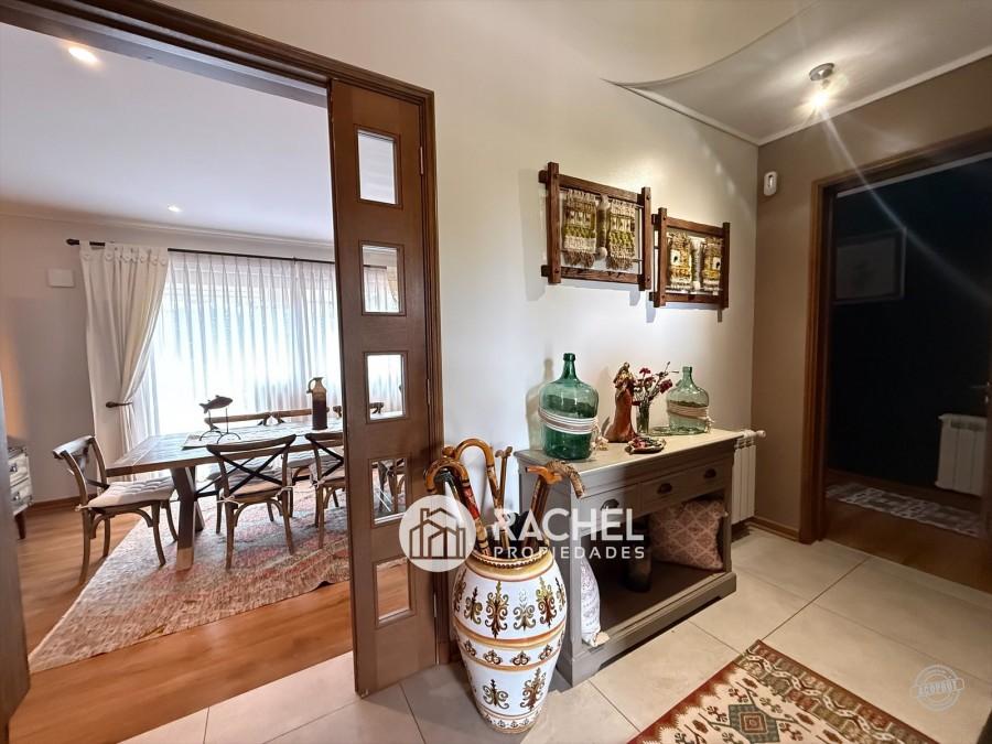 SE VENDE MARAVILLOSA CASA 4 DORMITORIOS-Sector Portal de la Frontera