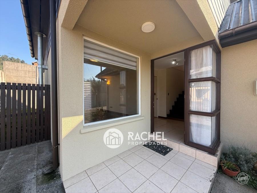 SE VENDE LINDA CASA CON EXCELENTE MANTENCIÓN- Sector Las Mariposas