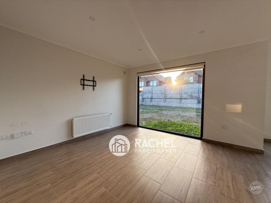 SE VENDE CASA SEMI NUEVA CON GRAN TERRENO- CONDOMINIO VISTA GOLF