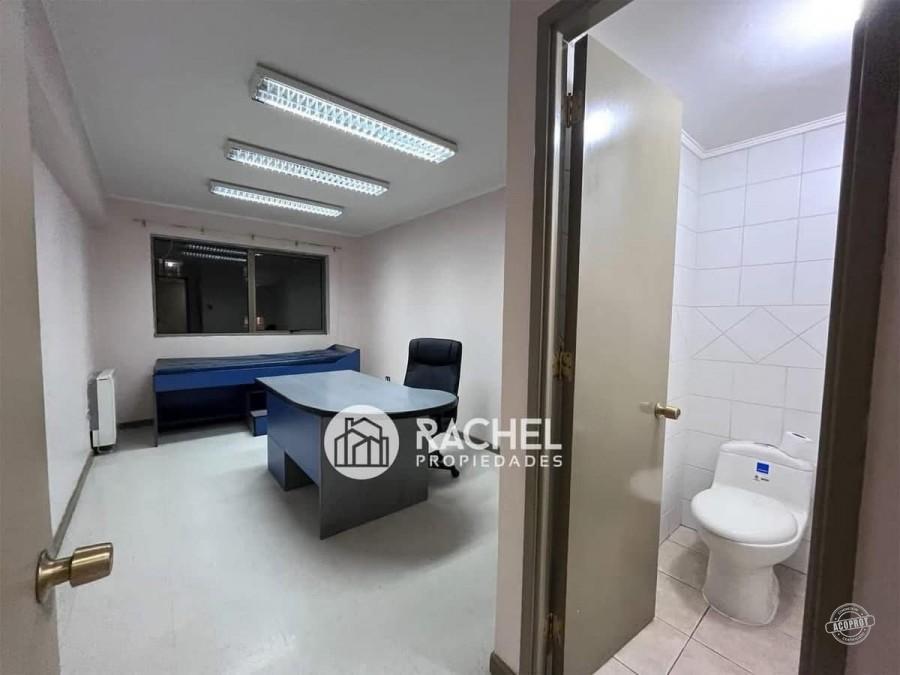 SE ARRIENDA CÓMODO BOX DE ATENCIÓN MÉDICA AMOBLADO- Edificio especialidades MEDISUR