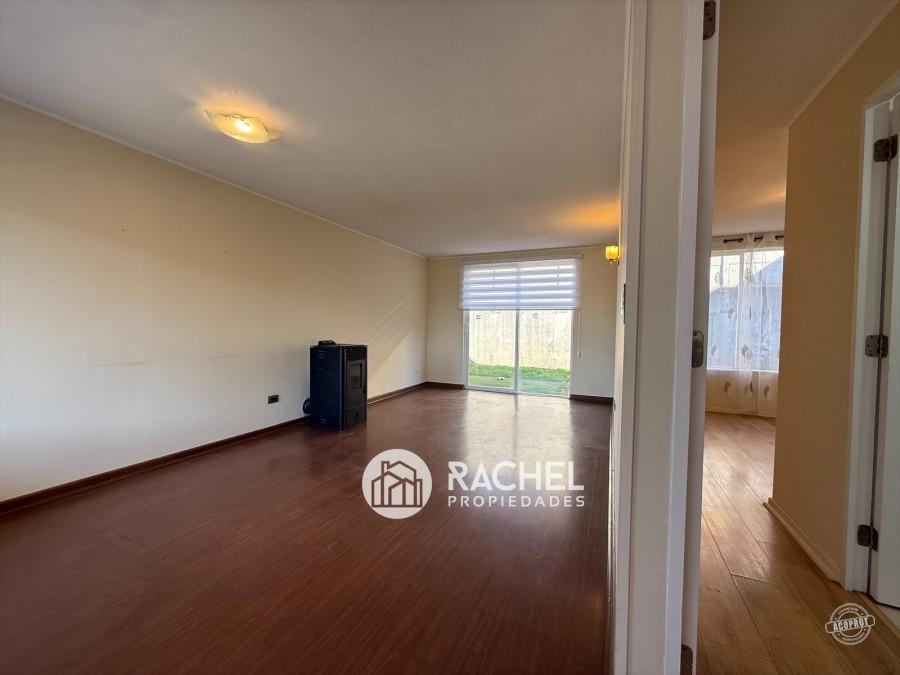 SE VENDE LINDA CASA CON EXCELENTE MANTENCIÓN- Sector Las Mariposas