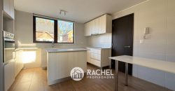 SE VENDE CASA SEMI NUEVA CON GRAN TERRENO- CONDOMINIO VISTA GOLF