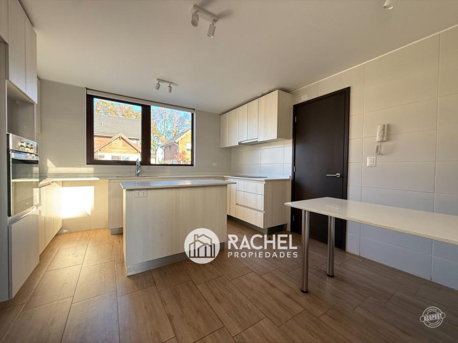 SE ARRIENDA CASA SEMI NUEVA CON GRAN TERRENO- CONDOMINIO VISTA GOLF