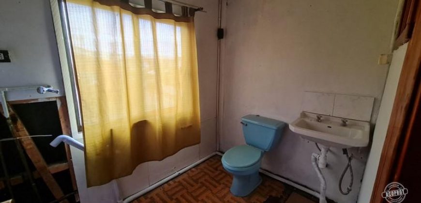 Camarones, Villa Andina