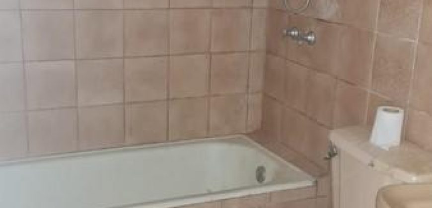Camarones, Villa Andina