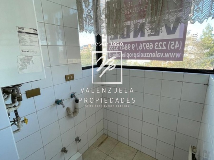 Exclusivo y Amplio Departamento a pasos Clínica Alemana frente Colegio Alemán