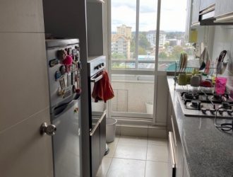 Departamento 2 dormitorios, 2 baños, estacionamiento y bodega