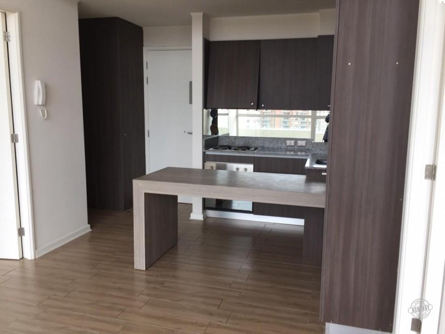 Departamento mariposa 2 dormitorios, 2 baños y estacionamiento Av. Alemania