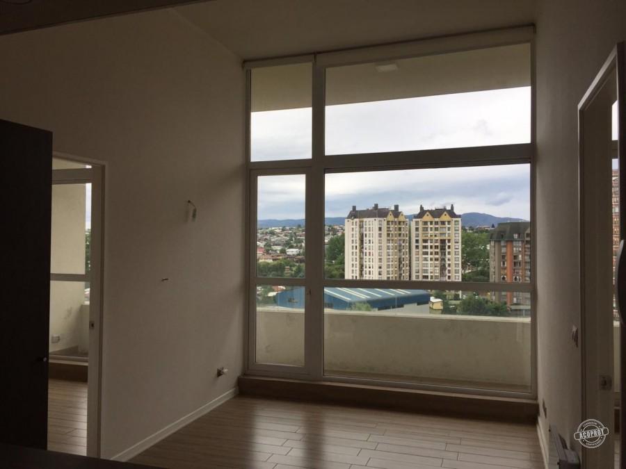 Departamento mariposa 2 dormitorios, 2 baños y estacionamiento Av. Alemania