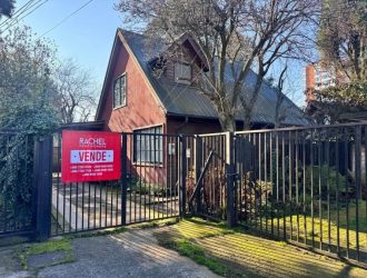 EN VENTA ACOGEDORA CASA DE 3 DORMITORIOS EXCELENTE UBICACIÓN DE TEMUCO