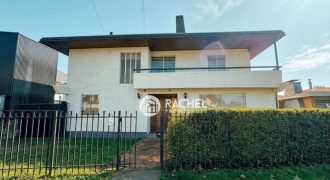 SE VENDE PROPIEDAD CON GRAN TERRENO EN INMEJORABLE UBICACIÓN CON PROYECCIÓN COMERCIAL