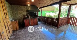 SE VENDE LINDA CASA CON QUINCHO Y GRAN PATIO EN LOMAS DE RECABARREN