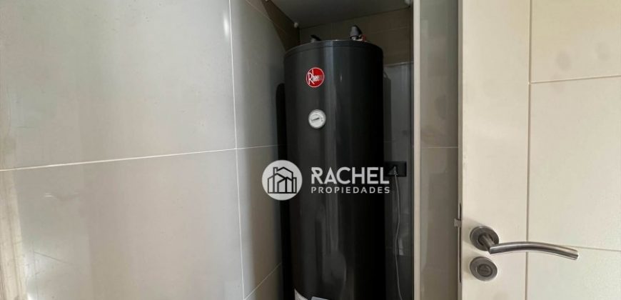VENTA DPTO SEMINUEVO 2DORMITORIOS EN CENTRO LYNCH II CON ESTACIONAMIENTO