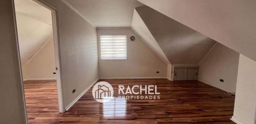 SE ARRIENDA IMPECABLE CASA 4 Dormitorios-Barrio Las Encinas