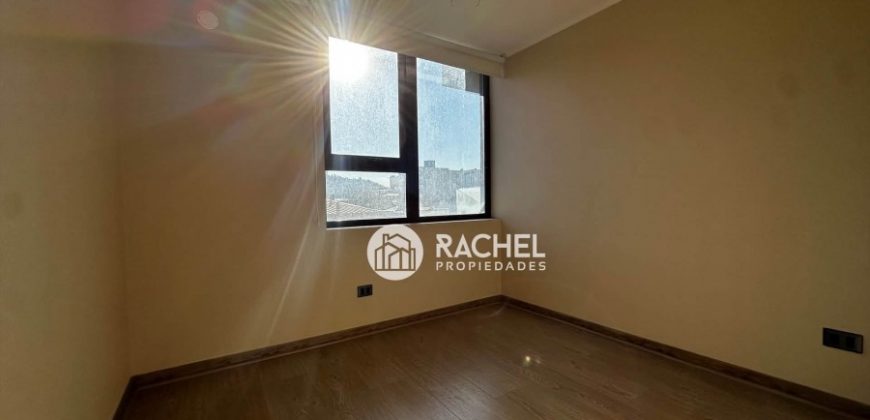 VENTA DPTO SEMINUEVO 2DORMITORIOS EN CENTRO LYNCH II CON ESTACIONAMIENTO