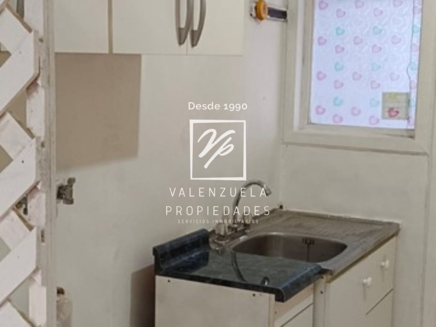 Sector Labranza Cómoda Casa 2 Dormitorios con Estacionamiento y Patio