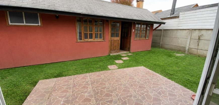SE ARRIENDA CASA 4 DORMITORIOS 3 BAÑOS + QUINCHO BARRIO LOS CONQUISTADORES